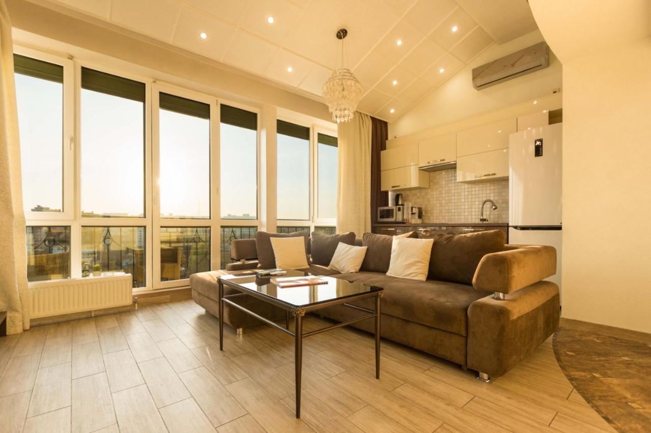 Wonderful Penthouse In Centr Of Apartment Chisinau